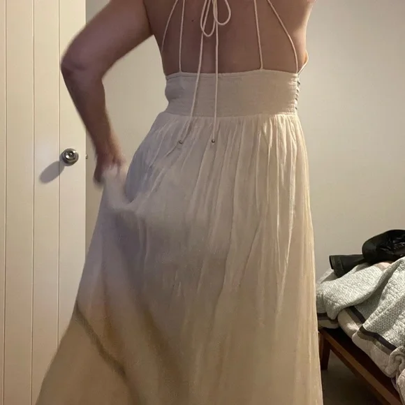 Another Tigerlily classic. Size 12. As new. - Picture 5 of 8